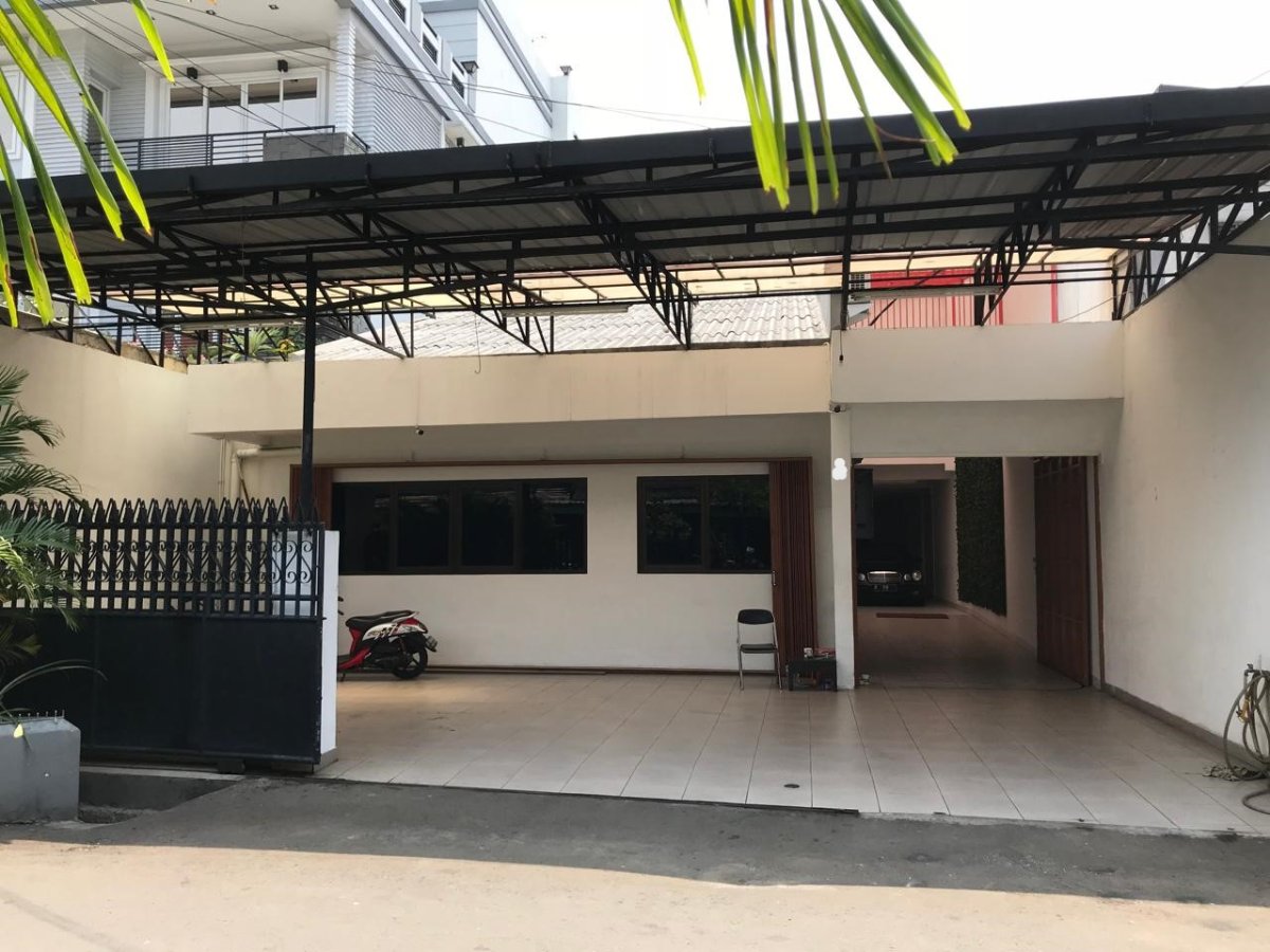 PELUANG LANGKA | DIJUAL Kantor & Gudang Strategis di Gajah Mada Jakarta Pusat – Harga Jauh di Bawah NJOP!